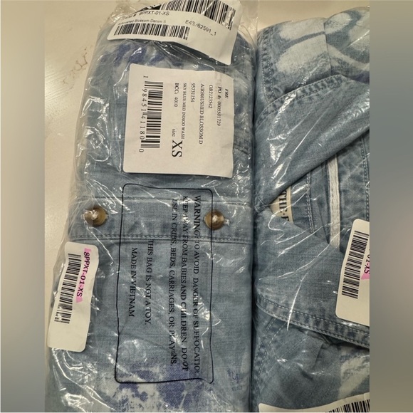 🎉LAST PIECE🎉Free People Free Airbrushed Blossom Denim Top - Women's - Picture 7 of 11